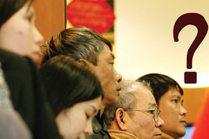 Ai bảo vệ nhà đầu tư đại chúng?